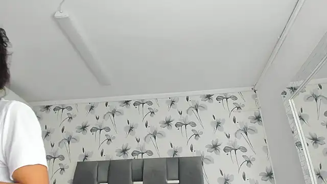 Snapshot of Ehotloveaxxx chatting on 1, 10, 2025 Ehotloveaxxx online show from 1, 10, 2025