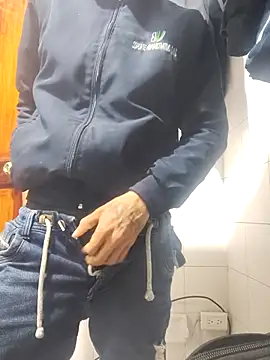 Eduardoxxx51 online show from 16, 10, 2025