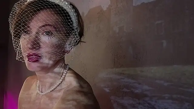 Dorothy Meyer online show from 30, 10, 2025