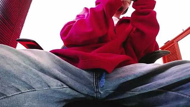 zacwatson  online show from 24, 3, 2026