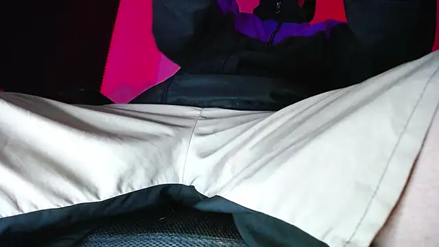 zacwatson  online show from 13, 11, 2025