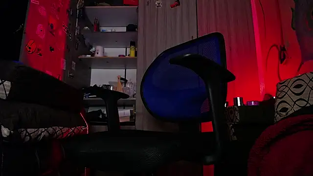 zacwatson  online show from 5, 10, 2025