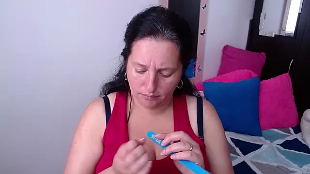 CristialJones  online show from 11, 11, 2025