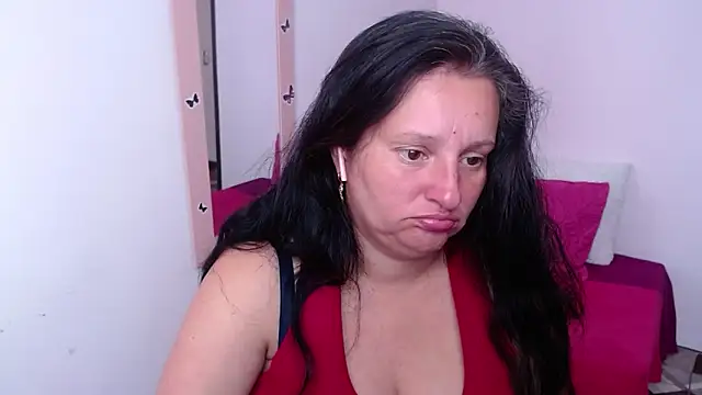 CristialJones  online show from 13, 1, 2026