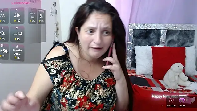 CristialJones  online show from 5, 3, 2025