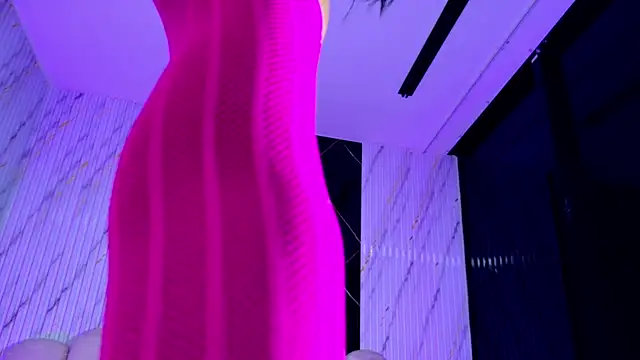 Snapshot of violett_lo chatting on 31, 5, 2026 violett lo online show from 31, 5, 2026