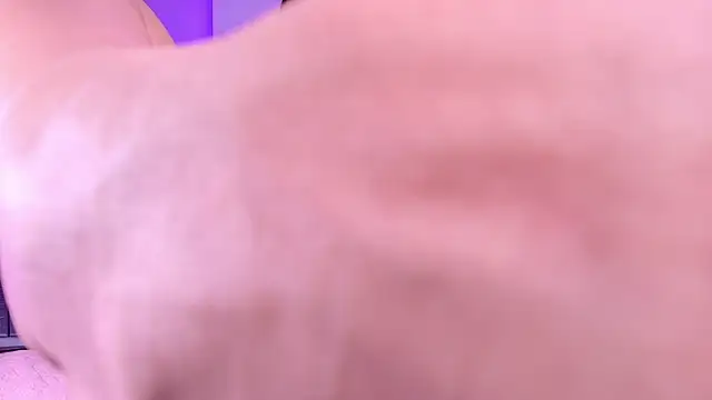 Snapshot of violett_lo chatting on 10, 1, 2026 violett lo online show from 10, 1, 2026