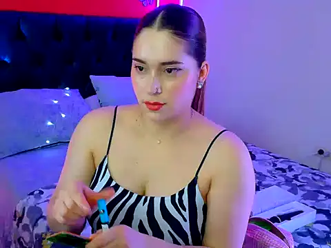 sweetfancyxoxxo online show from 27, 11, 2025