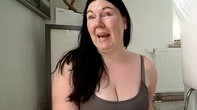 p6w official online show from 14, 4, 2026