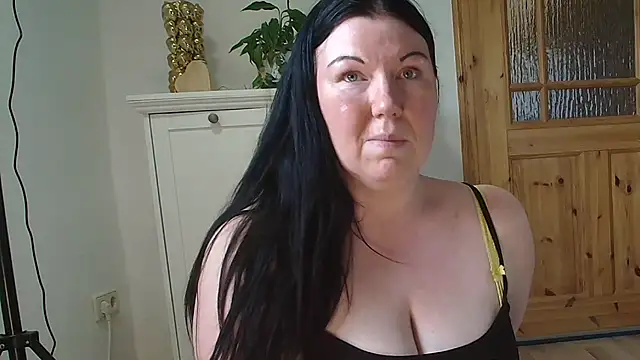 Snapshot of p6w_official chatting on 16, 3, 2025 p6w official online show from 16, 3, 2025