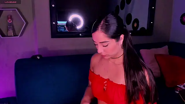 Sussy Bell01 online show from 13, 2, 2025