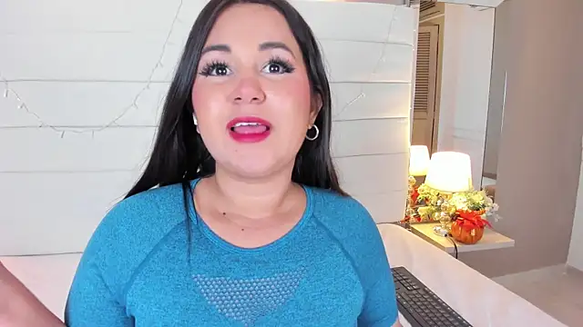 Lilly 2809  online show from 8, 10, 2025