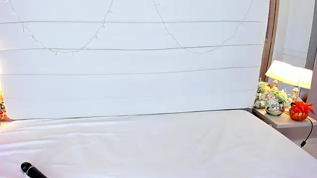 Lilly 2809  online show from 15, 10, 2025