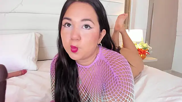 Lilly 2809  online show from 7, 10, 2025