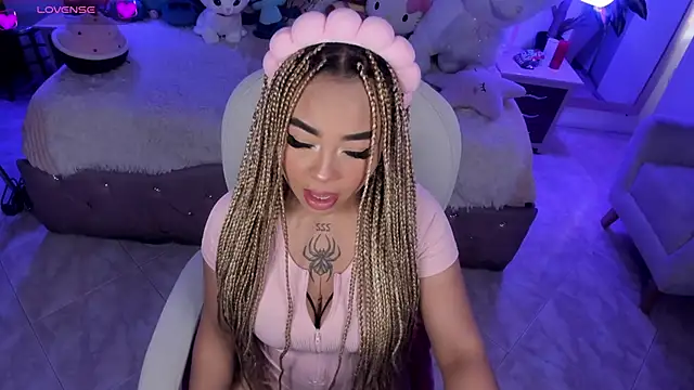 conny  curly online show from 18, 3, 2025