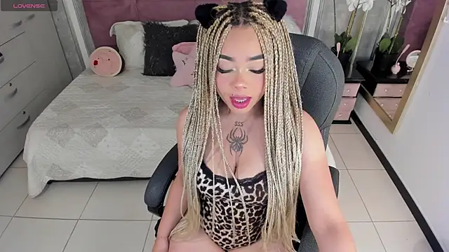 conny  curly online show from 23, 11, 2025