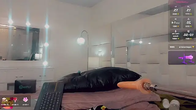  ChanellR  online show from 18, 3, 2025