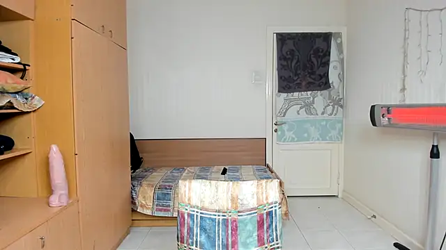 hot muscle online show from 6, 11, 2025