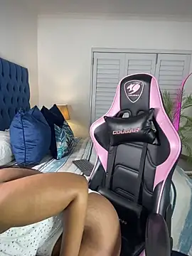Stunning Booty online show from 22, 5, 2026