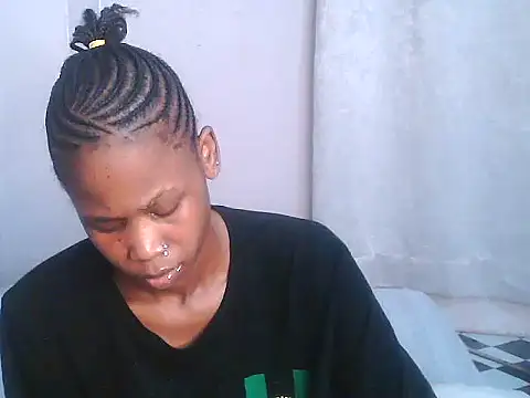 Snapshot of SexxyTerry chatting on 24, 10, 2025 SexxyTerry online show from 24, 10, 2025