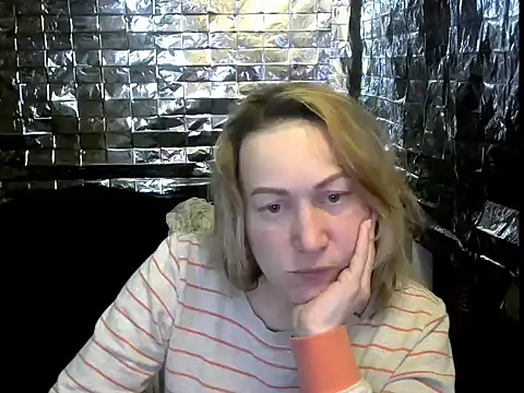 wLESLYMOSw online show from 23, 2, 2026