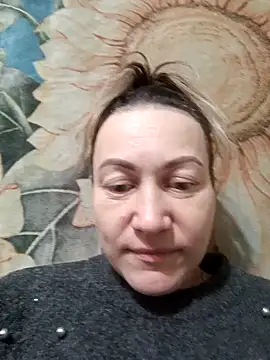 wLESLYMOSw online show from 1, 2, 2025