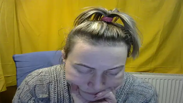 wLESLYMOSw online show from 17, 2, 2025