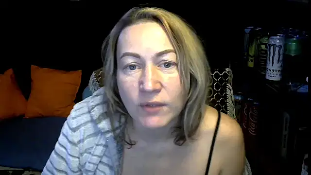 wLESLYMOSw online show from 1, 12, 2025