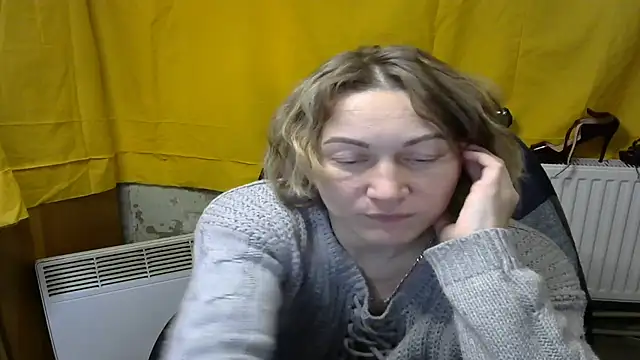 wLESLYMOSw online show from 12, 2, 2025