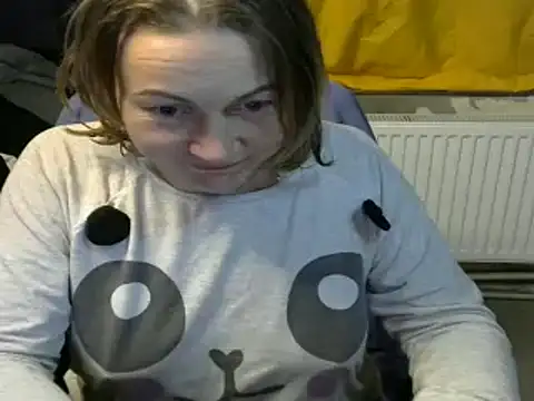 wLESLYMOSw online show from 9, 12, 2024