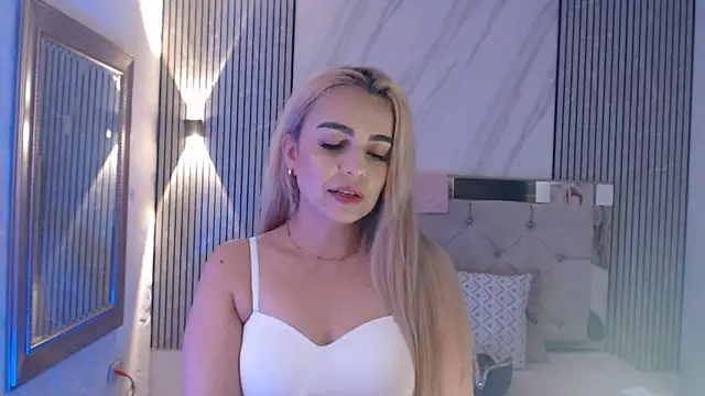 Snapshot of ashley__tylor chatting on 25, 2, 2026 ashley tylor online show from 25, 2, 2026