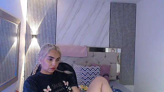 ashley  tylor online show from 10, 7, 2026