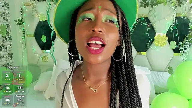 EmmaSanzz  online show from 17, 3, 2025