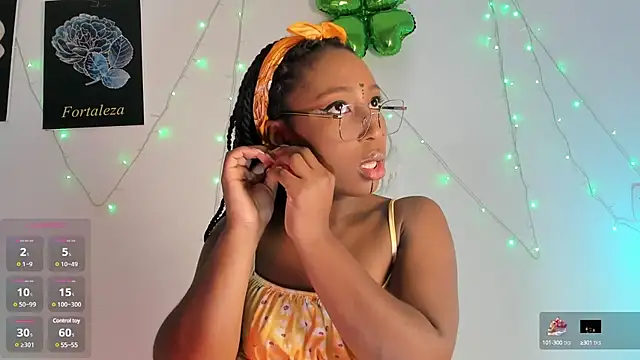 EmmaSanzz  online show from 11, 3, 2025