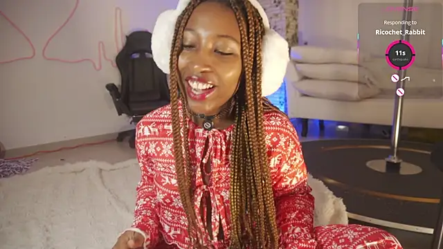 Snapshot of EmmaSanzz_ chatting on 22, 12, 2025 EmmaSanzz online show from 22, 12, 2025