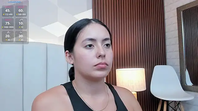 Snapshot of Julietasantos__ chatting on 10, 6, 2026 Julietasantos online show from 10, 6, 2026