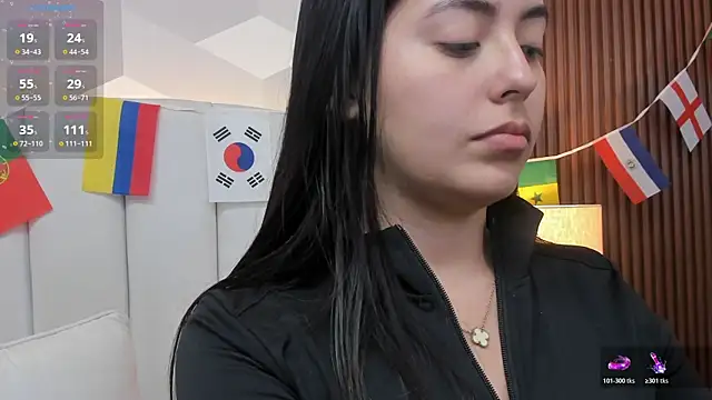 Snapshot of Julietasantos__ chatting on 9, 7, 2026 Julietasantos online show from 9, 7, 2026