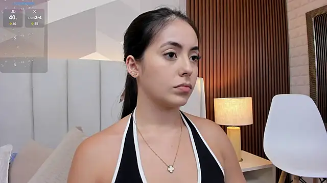 Julietasantos   online show from 21, 10, 2025