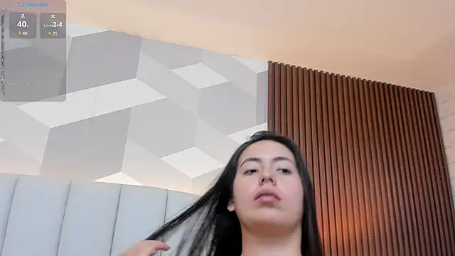 Julietasantos   online show from 28, 5, 2026