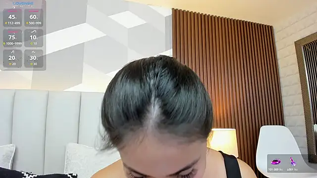 Julietasantos   online show from 16, 9, 2025