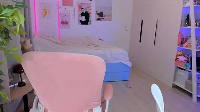 Snapshot of Lily_Young chatting on 20, 2, 2026 Lily Young online show from 20, 2, 2026