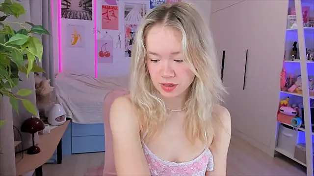 Snapshot of Lily_Young chatting on 20, 2, 2026 Lily Young online show from 20, 2, 2026