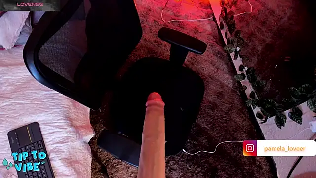 Snapshot of pamela_bell chatting on 3, 2, 2025 pamela bell online show from 3, 2, 2025