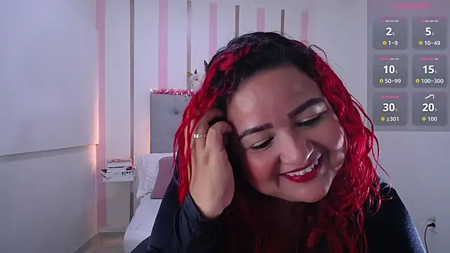 Mariana Rojas online show from 17, 10, 2025