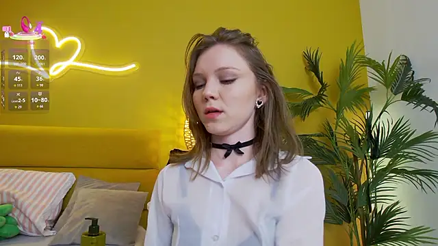 lessysweety online show from 10, 2, 2026