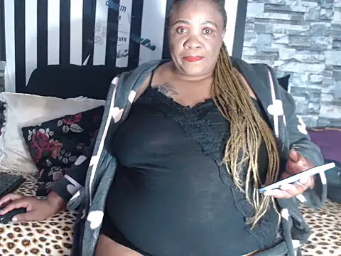 BigHotMatureXx online show from 18, 10, 2025