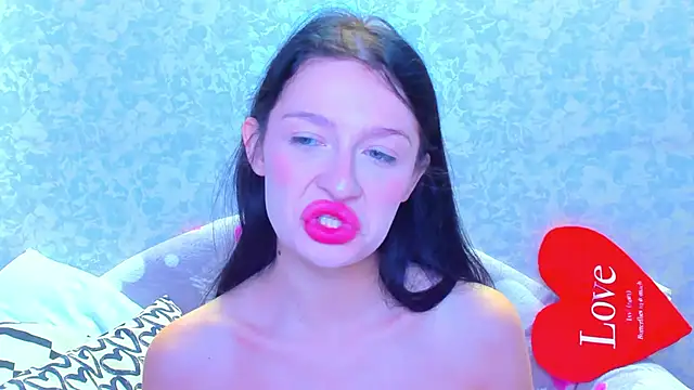 Vanessa Florence online show from 12, 9, 2025