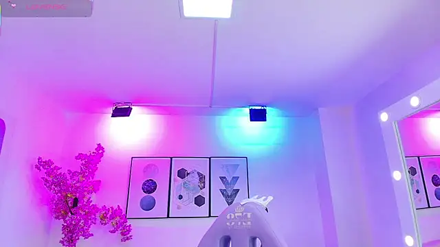 Kaori ayu online show from 23, 10, 2025