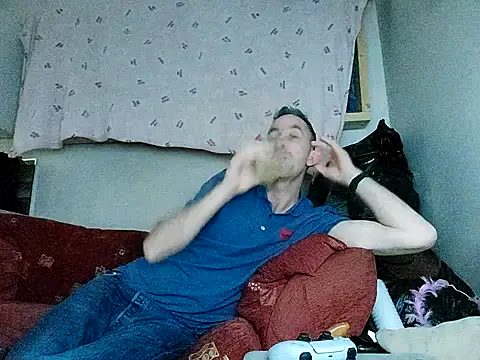 Snapshot of irishtommy1986 chatting on 26, 7, 2026 irishtommy1986 online show from 26, 7, 2026