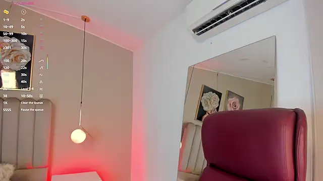 Emma Thompsson online show from 4, 11, 2025